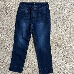 1822 Denim Women's Deep Blue Cropped Jeans